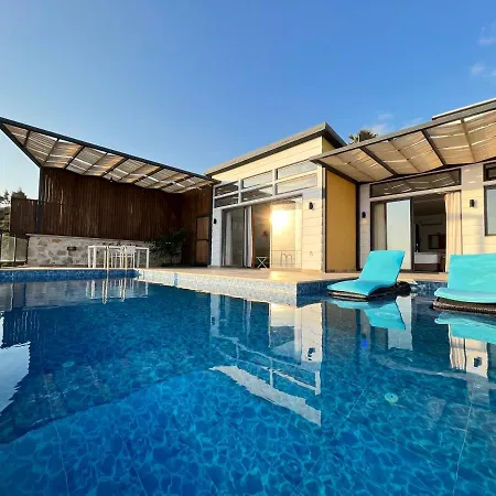 With Sea View And Pool For 2 People In Antalya, - Awz 114 Willa